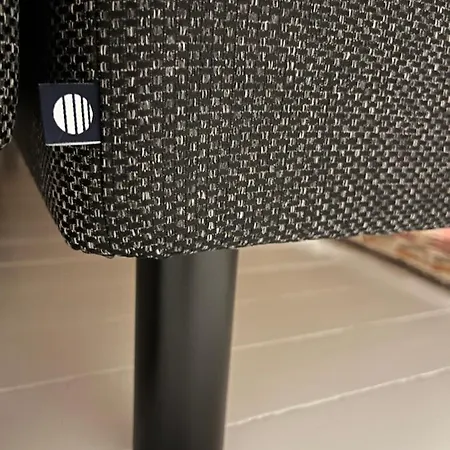 Art Deco Flat In Punavuori, High Ceilings & Lift