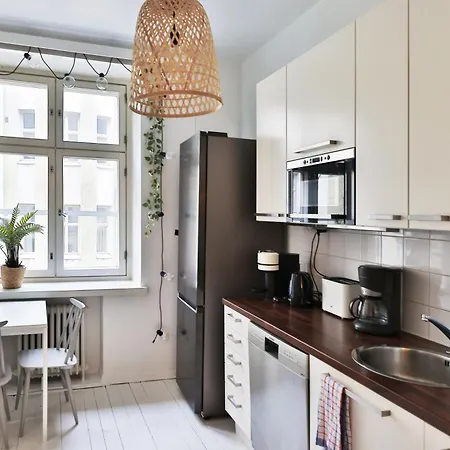 Art Deco Flat In Punavuori, High Ceilings & Lift Appartement *